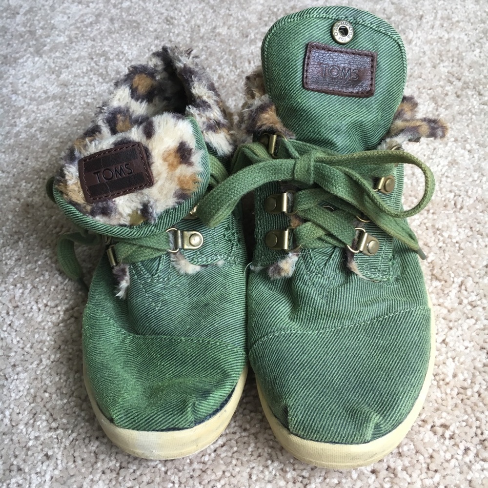 TOMS ankle booties